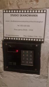 adres wejście